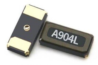 Pin de cristal de Q13FC1350000400 EPSON 32768 quilohertz 20ppm Tol 12.5pF 2